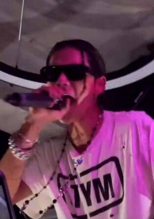 '올데이 프로젝트' 타잔 / 온라인 커뮤니티