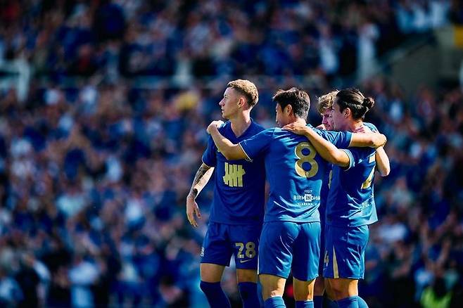 [서울=뉴시스] 잉글랜드 프로축구 챔피언십(2부 리그) 버밍엄 시티의 백승호. (사진=버밍엄 시티 SNS 캡처) 2025.08.14. photo@newsis.com *재판매 및 DB 금지