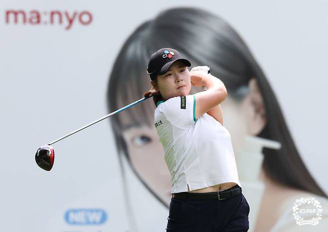 [서울=뉴시스] 한국여자프로골프(KLPGA) 투어 홍정민. (사진=KLPGA 투어 제공)