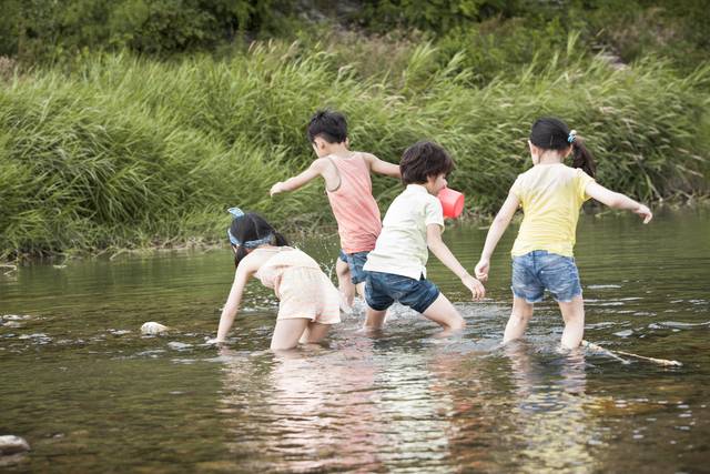 여행 일정에 차질을 빚으면 여행 자체를 망칠 수 있다. 여름 휴가를 즐기고 있는 어린이들. 사진은 기사의 특정 사실과 관련 없음. 이미지투데이