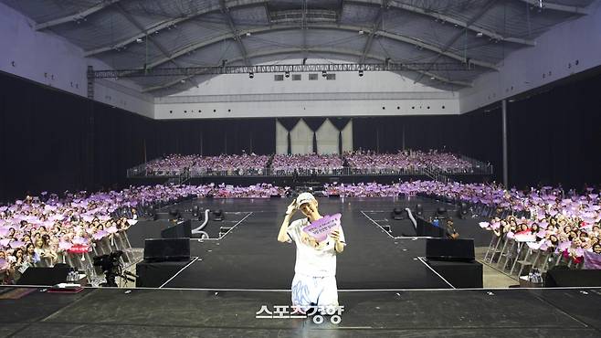 인도네시아 자카르타 공연을 펼치고 있는 엑소 멤버 백현. INB100 제공