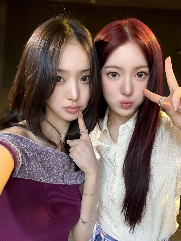 ▲ 유튜브 채널 'KBS Kpop'에 출연한 키키 이솔, 수아.&nbsp;영상&nbsp;캡처