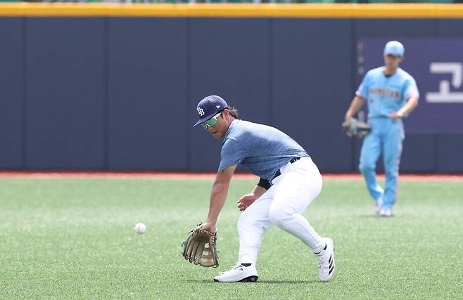 탬파베이 레이스 산하 마이너리그에서 뛰다가 2025 KBO 신인드래프트 트라이아웃에 참가한 신우열. KBO 제공