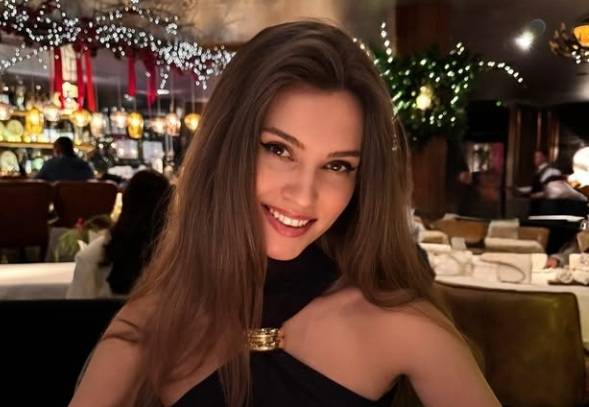 러시아 최고 미녀로 꼽히는 크세니야 알렉산드로바가 사슴과 충돌하는 교통사고를 당한 뒤 치료를 받다 합병증으로 사망했다. [사진출처 = 크세니야 알렉산드로바 인스타그램]