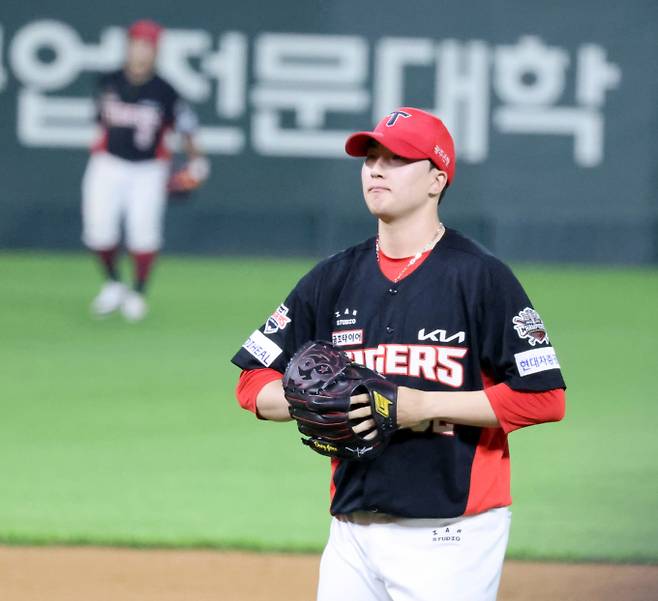 KIA타이거즈가 고질적인 불펜 문제를 해결하지 못하면서 3연패에 빠졌다. 사진은 KIA의 마무리로 활약 중인 정해영의 모습. /사진=스타뉴스