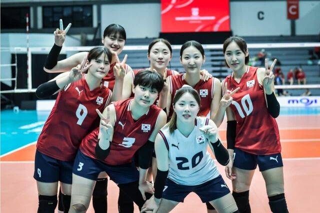 한국 U21 여자배구대표팀의 주축으로 활약한 V-리거들./FIVB