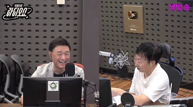 왼쪽부터 김영희 PD, 박명수 (사진=KBS 쿨FM ‘박명수의 라디오쇼’ 캡처)