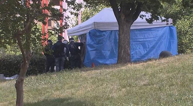 [뉴시스] 신생아 시신이 발견된 오사카의 한 공원 현장. (사진=MBS뉴스) 2025.8.17  *재판매 및 DB 금지