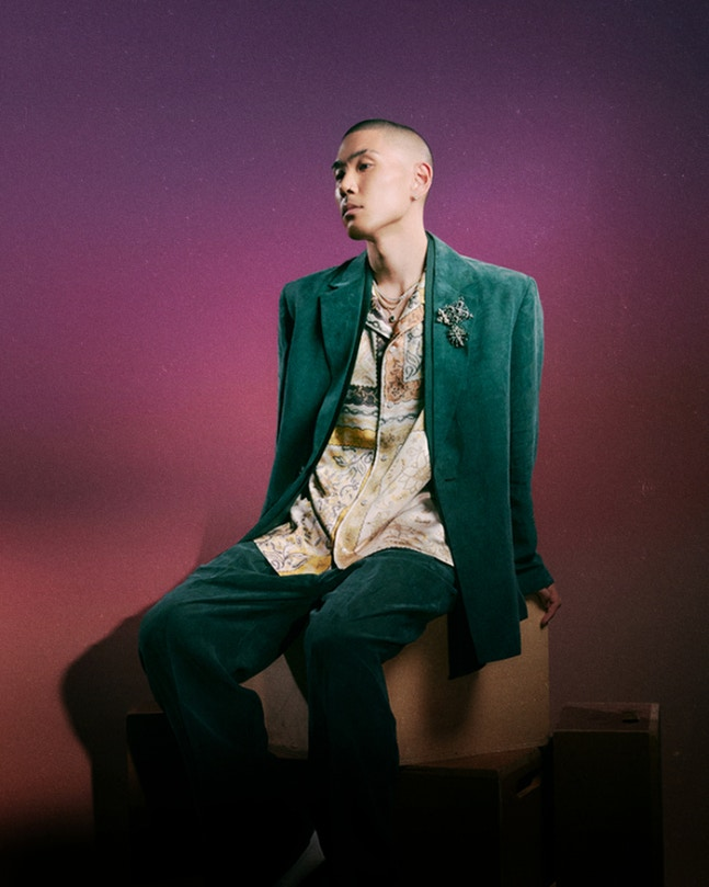 더블랙레이블 제공