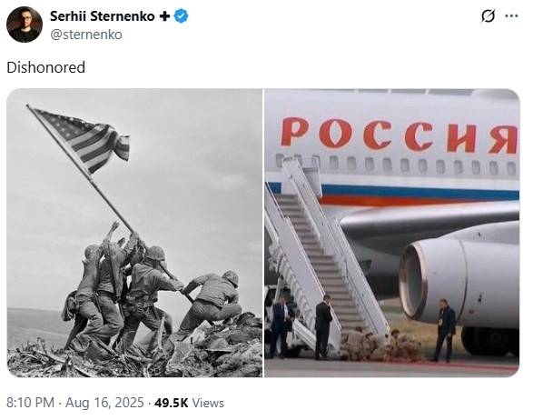 2차대전 막바지 미 해군의 활약을 상징하는 사진으로 잘 알려진 '이오지마의 성조기' 사진(왼쪽). 알래스카 정상회담 당시 러시아 대통령 전용기의 스텝카 밑으로 레드카펫 깔아주는 미군 장병들(오른쪽) 엑스 캡처. 재판매 및 DB 금지