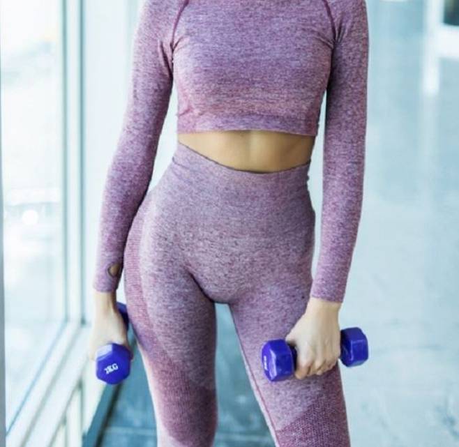 20년 동안 운동복으로 사랑받아 온 레깅스의 유행이 끝나고 헐렁한 바지가 급부상하고 있다는 소식이 전해졌다. 사진=게티이미지