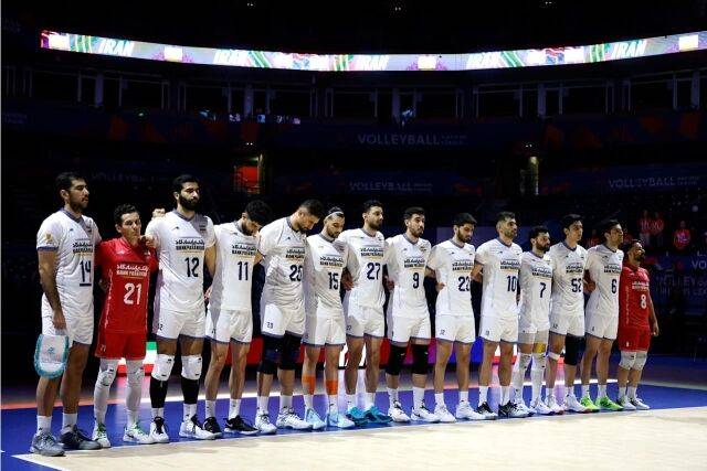도열한 이란 대표팀(22번 알리)./FIVB