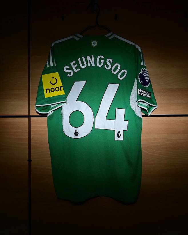 뉴캐슬 U-21 박승수는 주말 열린 애스턴 빌라와의 EPL 원정 개막전 엔트리에도 이름을 올렸다. 출전 기회는 얻지 못했지만 충분히 가치있는 경험이었다. 사진출처｜뉴캐슬 유나이티드 페이스북