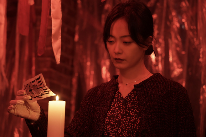 영화 ‘온리 갓 노우즈 에브리띵’ 리뷰. 사진| 트리플픽쳐스