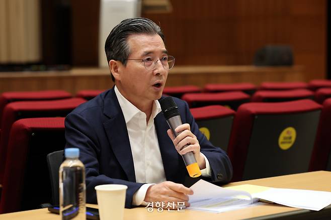 김용범 대통령실 정책실장이 20일 용산 대통령실 대강당에서 기자간담회를 하고 있다. 대통령실사진기자단