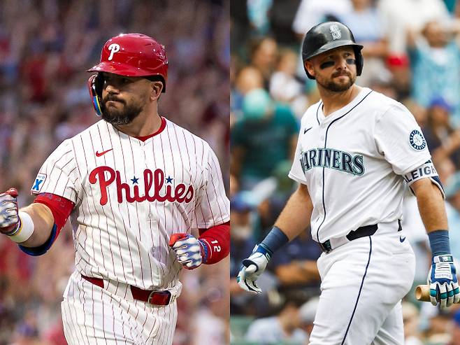 내셔널리그 홈런 선두 카일 슈와버가 메이저리그 홈런왕 경쟁자인 칼 롤리 앞에서 시즌 44호 홈런을 쏘아 올렸다. 사진은 필라델피아 필리스에서 활약 중인 슈와버(왼쪽)와 시애틀 매리너스에서 활약 중인 롤리의 모습. /사진=로이터