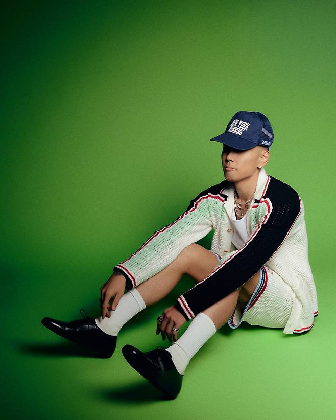 애니메이션 ‘케이팝 데몬 헌터스’에서 극중 악령돌 ‘사자보이즈’가 부르는  ‘소다 팝’과 ‘유어 아이돌’(Your Idol) 작사, 작곡에 참여한 빈스 [더블랙레이블 제공]