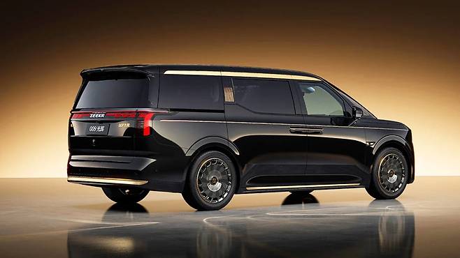 지커 009 그랜드 컬렉터 에디션