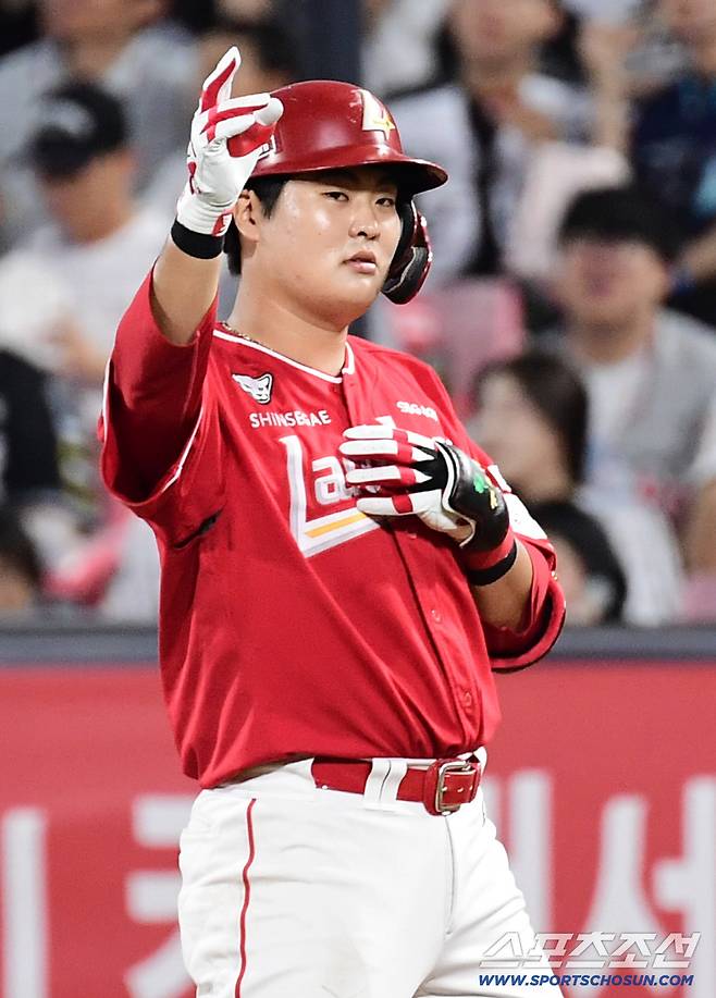 21일 수원 케이티위즈파크에서 열린 KT와 SSG의 경기. 4회 1타점 적시타를 날린 SSG 고명준. 수원=송정헌 기자songs@sportschosun.com/2025.08.21/