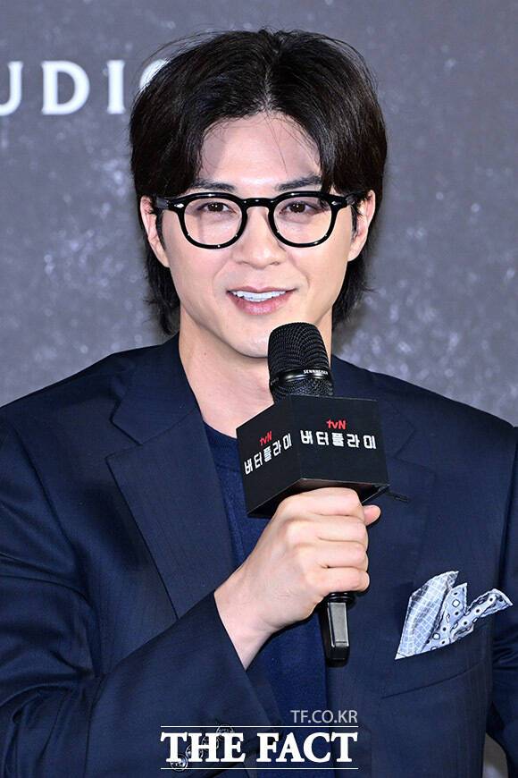 배우 김지훈이 아마존 프라임 비디오 시리즈 '버터플라이'에서 킬러 건 역할을 맡아 대니얼 대 킴과 함께 화려한 액션을 보여줄 예정이다. /남용희 기자