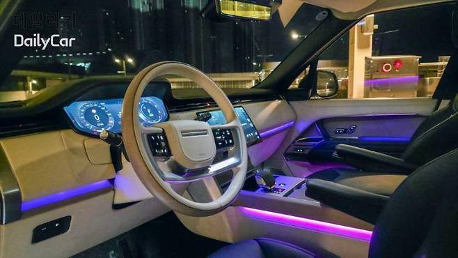 랜드로버 레인지로버 AB p550e SWB