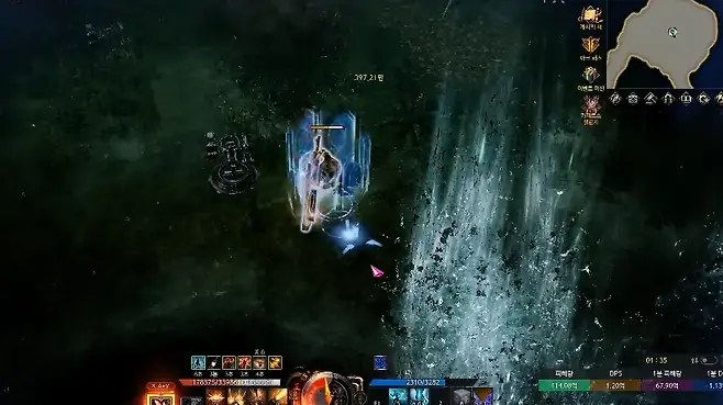 ▲ 일반 잠수 패턴은 시야가 어두워 진 후 어글 대상자에게 공격이 나온다