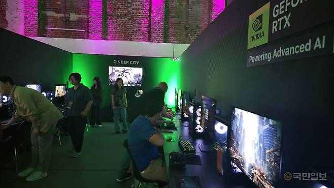 엔비디아 행사장 내 신더시티 시연장 모습