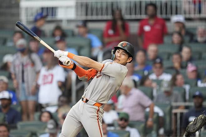 샌프란시스코 이정후는 21일(한국시간) 샌디에이고전에서 6번타자 중견수로 선발출전해 4타수 1안타를 기록했다. 올 시즌 최다인 9경기 연속 안타 행진을 이어가고 있다.｜AP 뉴시스