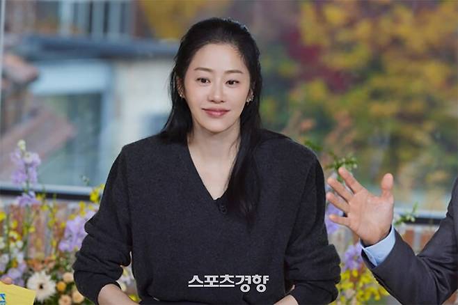 노화를 언급하며 이를 자연스럽게 받아들이고 있다고 밝힌 고현정. tvN 제공