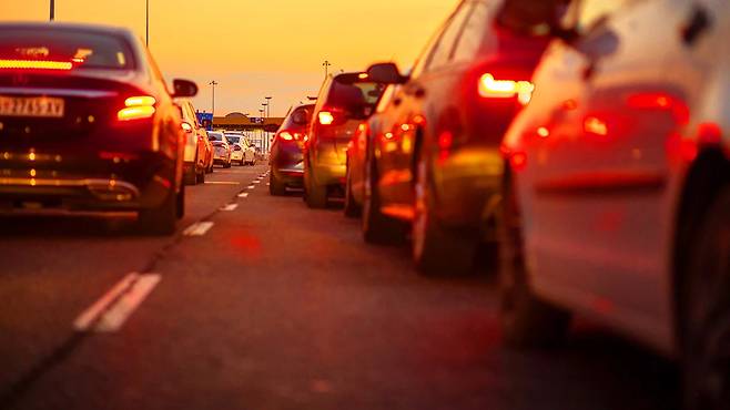 자동차 정차시 기어 D는 안 좋다는 의문