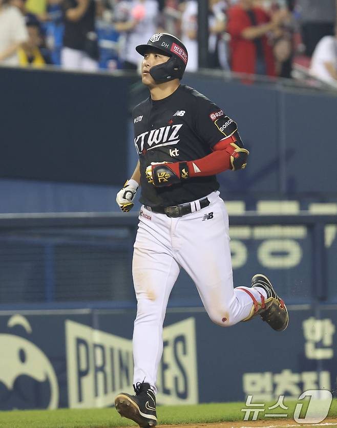 KT 위즈 황재균. /뉴스1 DB ⓒ News1 김명섭 기자