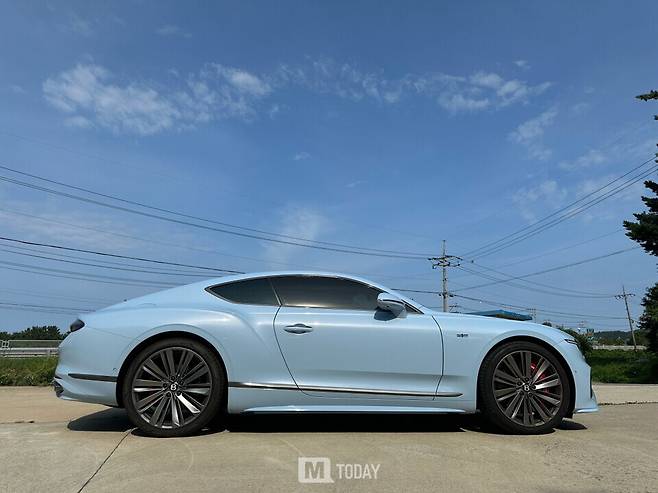 벤틀리 컨티넨탈 GT 스피드