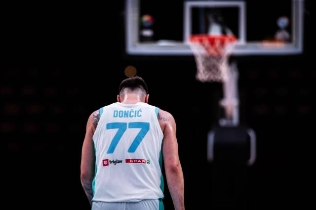 돈치치와 슬로베니아는 이번 유로바스켓에서 아이슬란드, 프랑스, 폴란드, 벨기에, 이스라엘과 함께 D조에 편성됐다. 각 조 4위까지 16강에 오를 수 있다. 사진=FIBA 제공