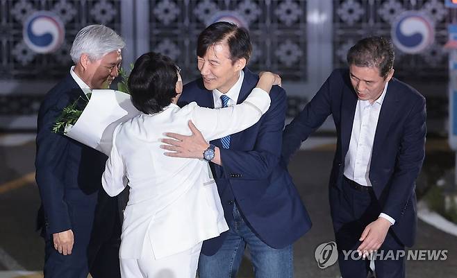 광복절 특사로 출소하는 조국 전 대표 [연합뉴스 자료사진]