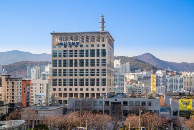 부산경찰청 건물 전경. 부산일보DB