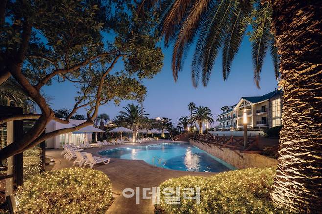 교원그룹이 운영하는 ‘스위트호텔 제주’ 전경. (사진=교원그룹)