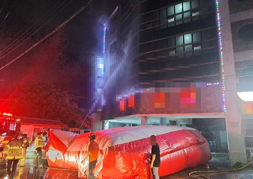 강릉 주문진 모텔 화재 [강원특별자치도소방본부 제공]