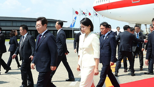 이재명 대통령 부부, 일본 도착 / 사진=연합뉴스