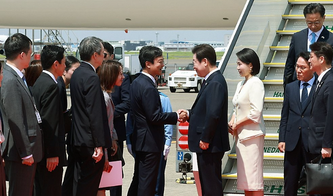 이재명 대통령 부부, 일본 도착 / 사진=연합뉴스