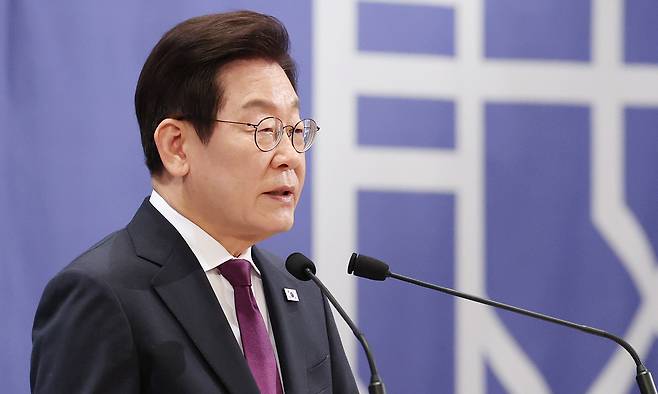 이재명 대통령이 23일 일본 도쿄의 한 호텔에서 열린 재일동포 오찬 간담회에 참석해 발언하고 있다. 연합뉴스