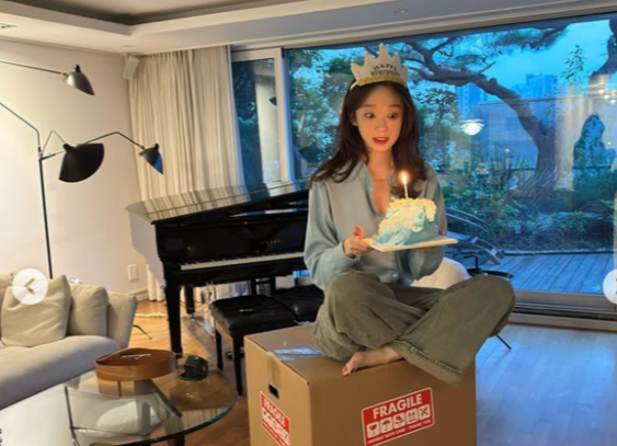 사진 강민경 인스타그램