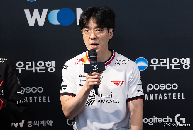 T1 '꼬마' 김정균 감독