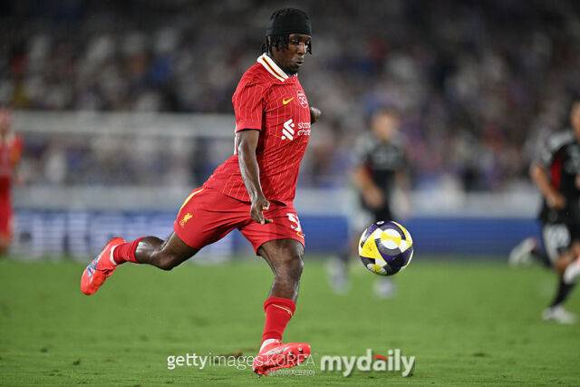 리버풀 합류 후 주전 라이트백으로 활약하고 있는 프림퐁. /게티이미지코리아