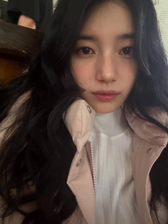 수지 인스타그램 캡처.