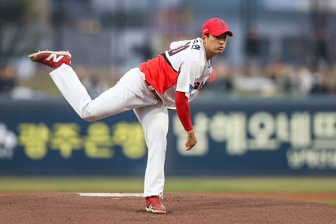 KIA 김도현이 2일 광주-기아 챔피언스 필드에서 열린 2025 KBO리그 삼성전에 선발 등판해 역투하고 있다. 사진 | KIA 타이거즈
