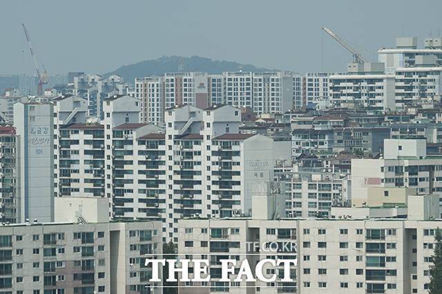 국토교통부는 서울과 인천, 경기도 주요 지역을 외국인 토지거래허가구역으로 지정했다. /박헌우 기자