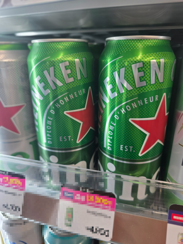 서울 시내 한 편의점에 하이네켄 맥주캔이 진열돼 있다. [사진= 김수연기자]