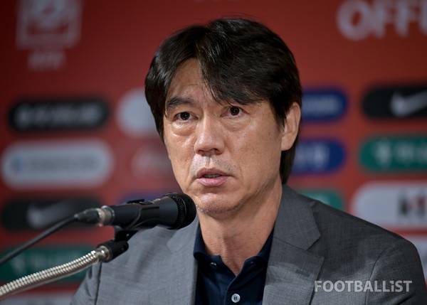 홍명보 축구대표팀 감독. 서형권 기자