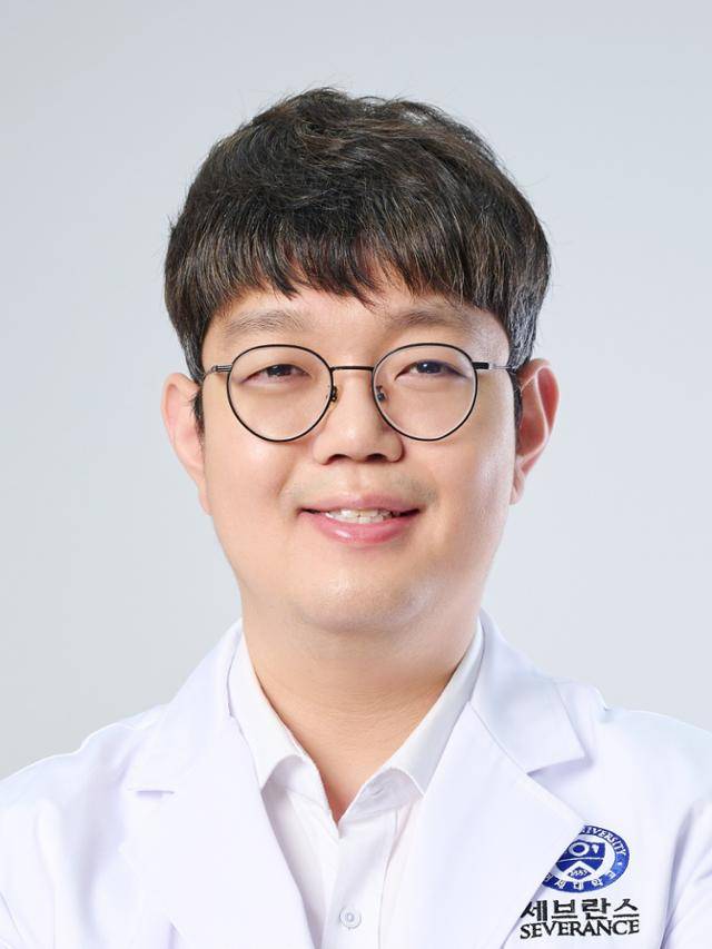 최영제 강남세브란스병원 안과 교수. 강남세브란스병원 제공