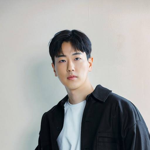 김영민 호스트와 함께하는 ‘세븐틴의 보컬 트레이너와 함께 노래해 보세요’ 체험 / 사진=에어비앤비